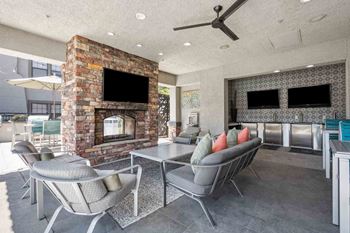 Outdoor lounge